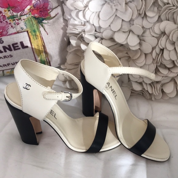 Chanel Shoes - Picture 2 of 3